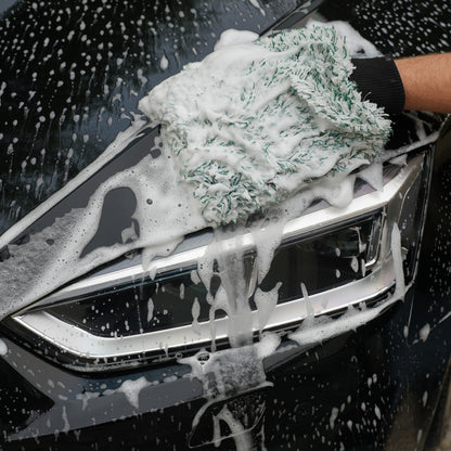 Car Wash Glove Green + Car Shampoo