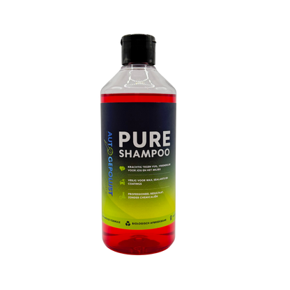 Duurzame autoshampoo gemaakt van plantaardige grondstoffen en biologisch afbreekbaar.